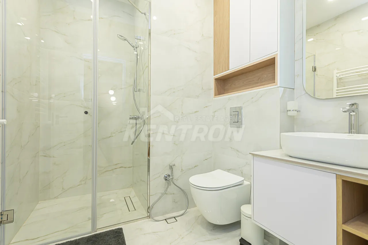 3 bedroom apartment for sale K. Ulnetsi St, Quanaquère-Zeytoun Yerevan, 157195