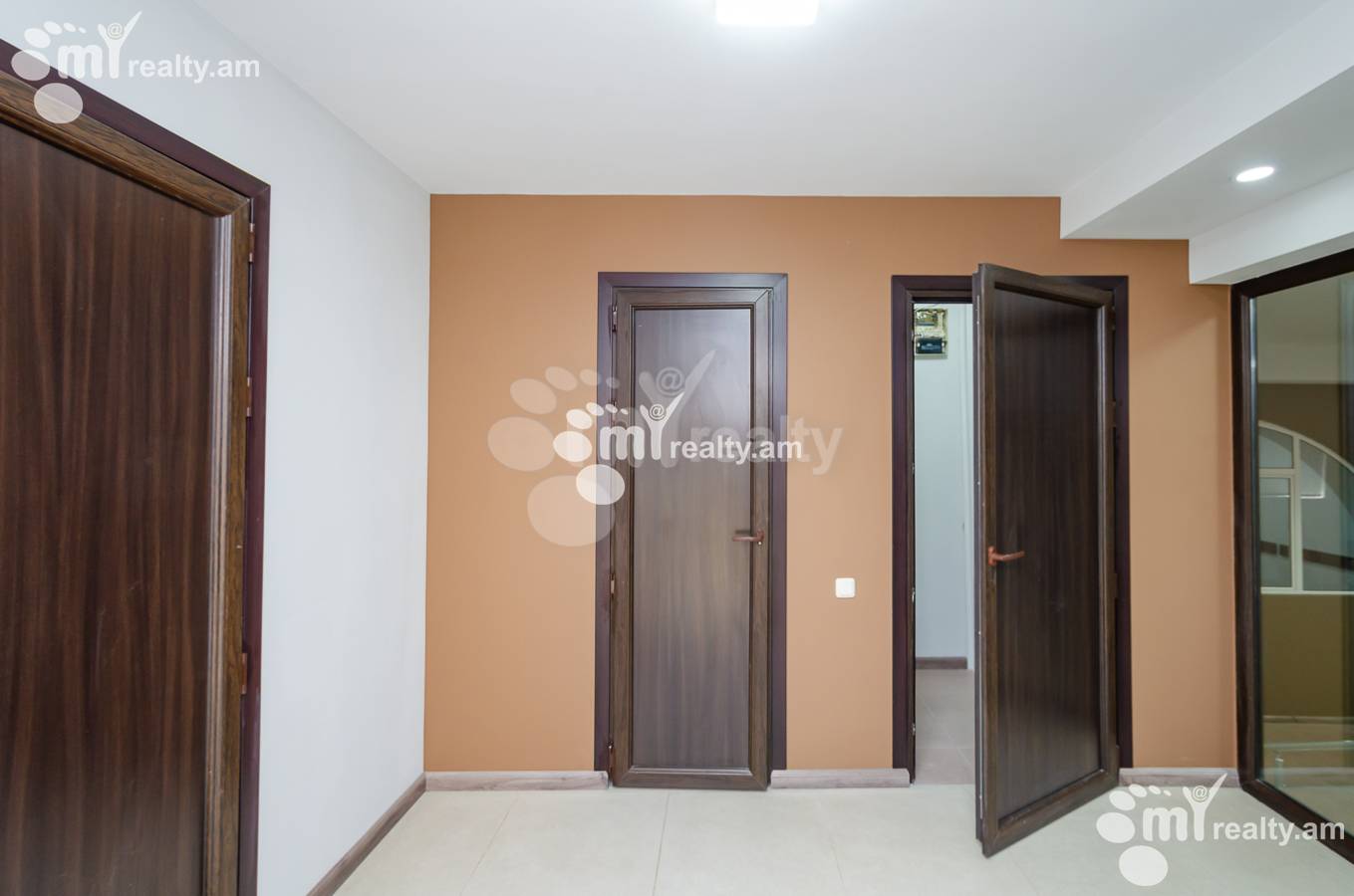 Commercial property for rent Arshakunyats Ave, Center Yerevan, 151549