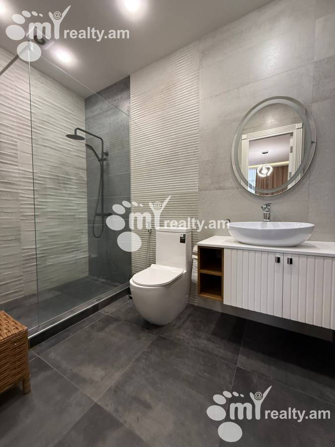 4 bedroom apartment for sale خیابان ن. زاریان, عربگیر ایروان, 156516