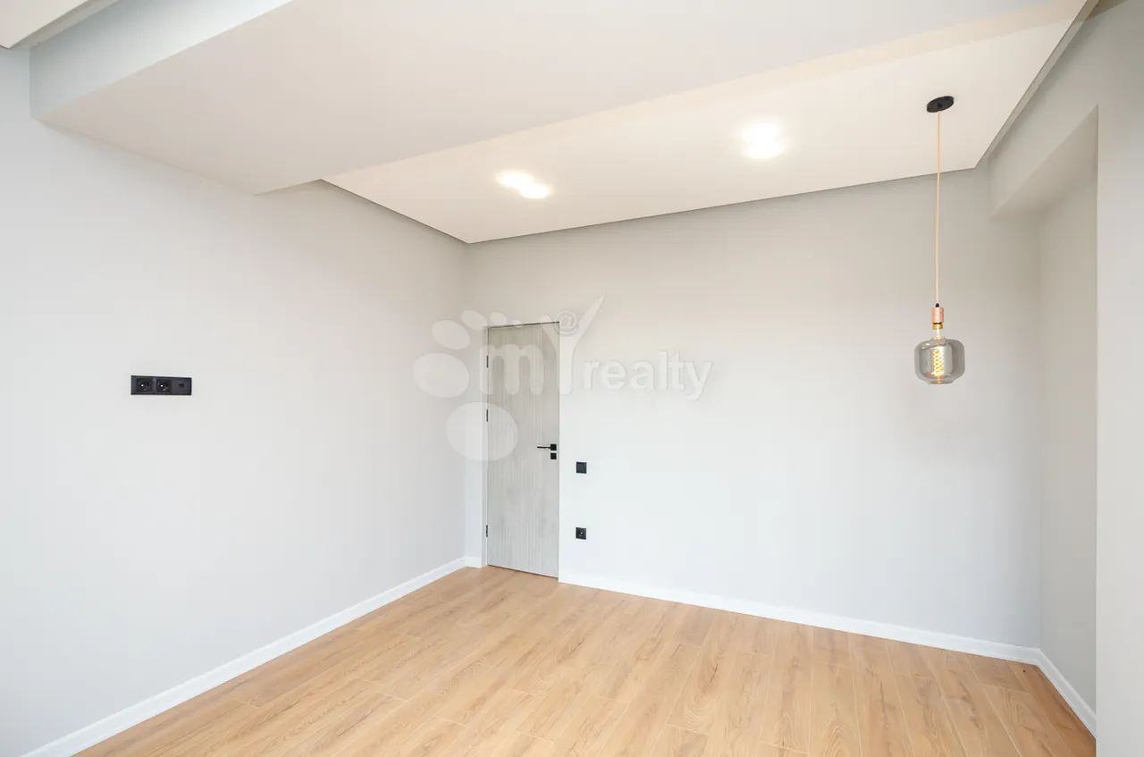 3 bedroom apartment for sale Sayat-Nova Ave, Center Yerevan, 157916