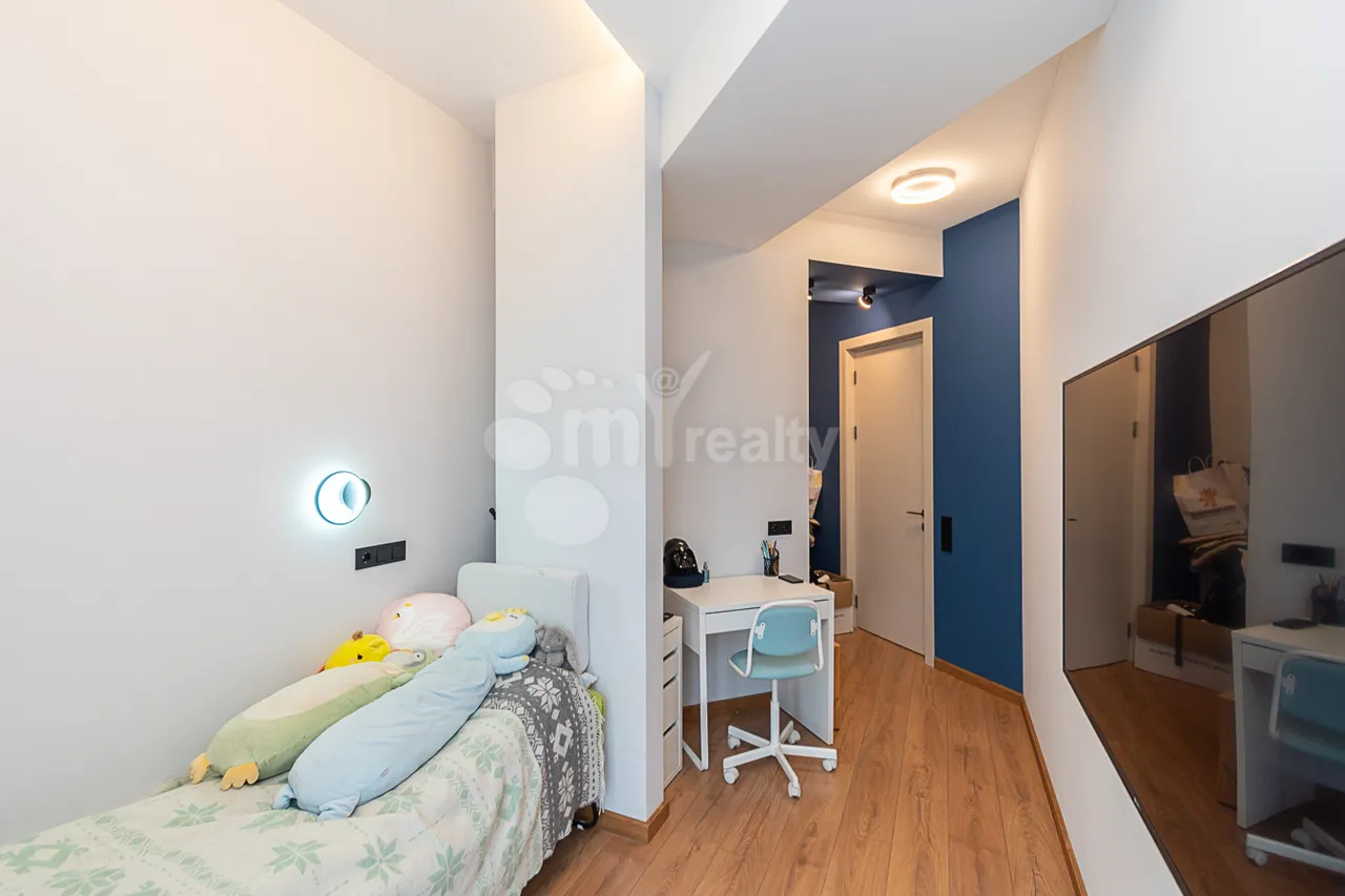 4 bedroom apartment for sale Ghapantsian St, Arabkir Yerevan, 160276