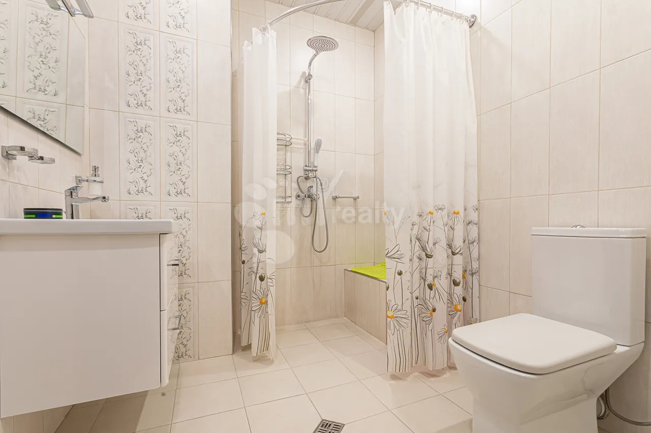 2 սենյականոց բնակարան  Ադոնց փող, Արաբկիր Երևան, 158286