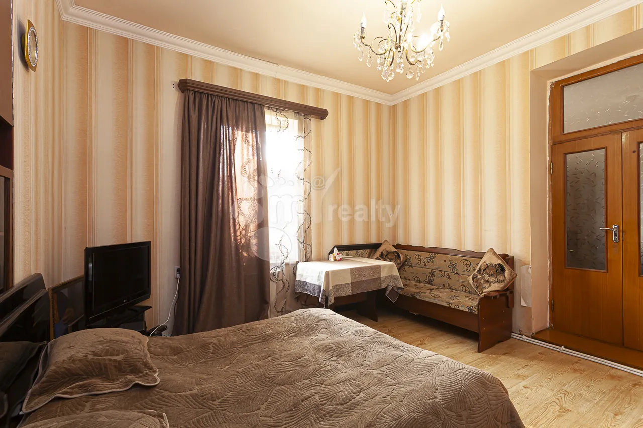 House for sale Gulakyan St, Arabkir Yerevan, 161987