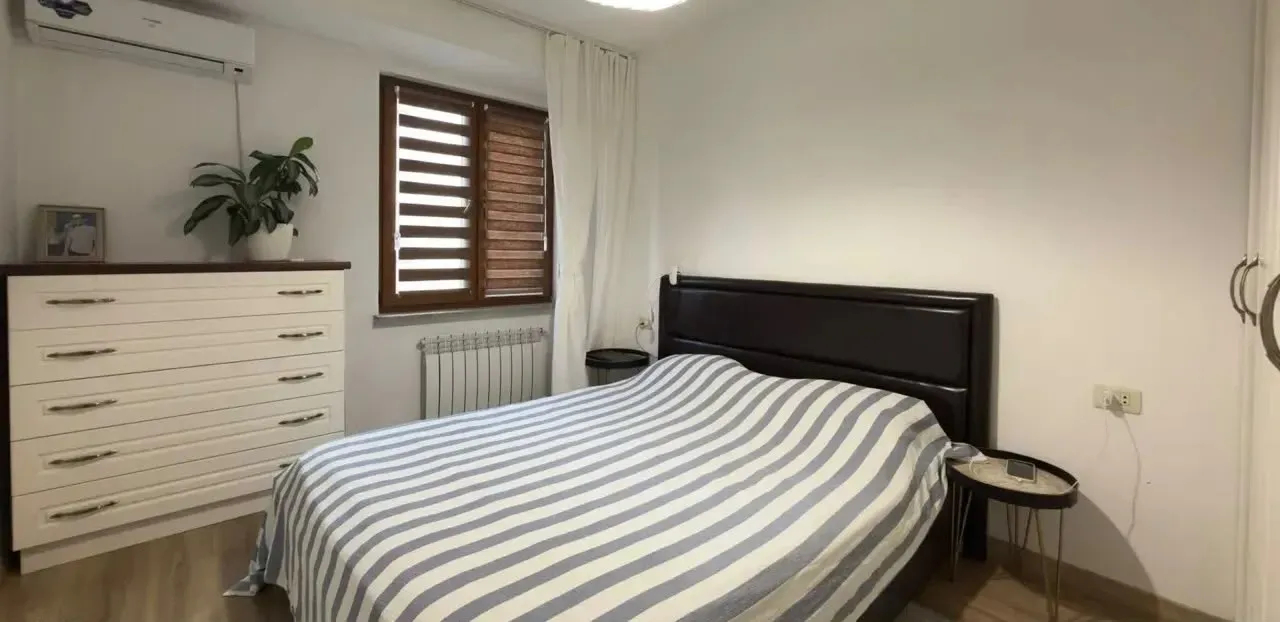 3 bedroom apartment for rent Pushkin St, Center Yerevan, 161548