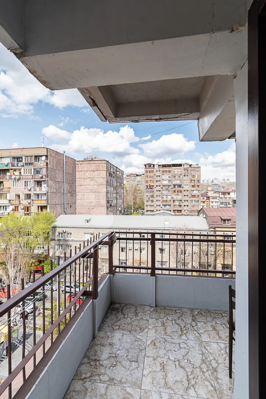 2 bedroom apartment for rent خیابان پوشکین, مرکز شهر ایروان, 160138