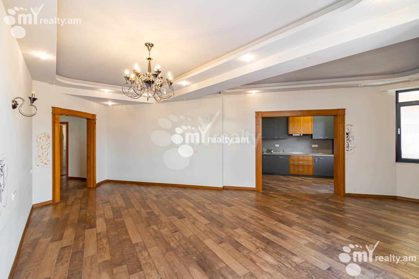 4 bedroom apartment for sale D. Demirchyan St, Center Yerevan, 147372