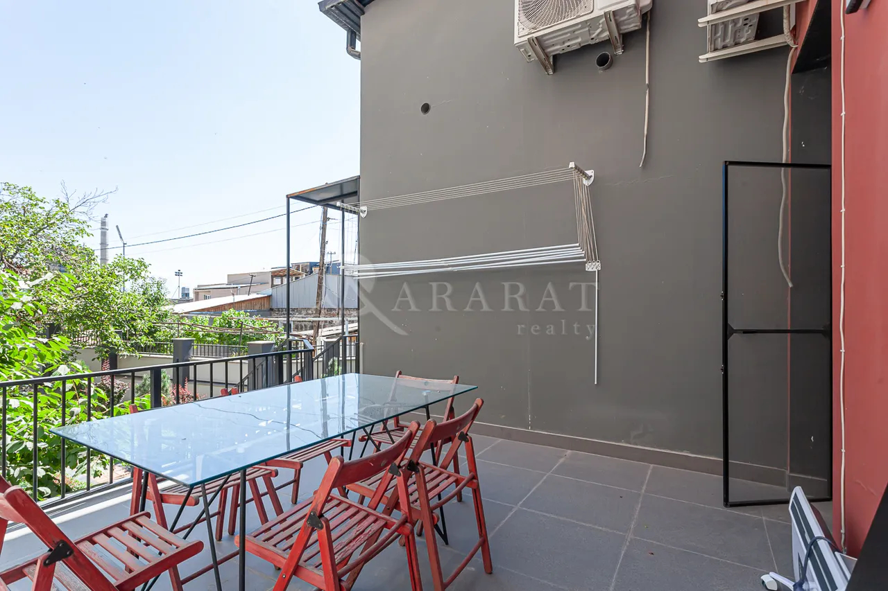 House for sale Fizkulturnikner St, Center Yerevan, 157325