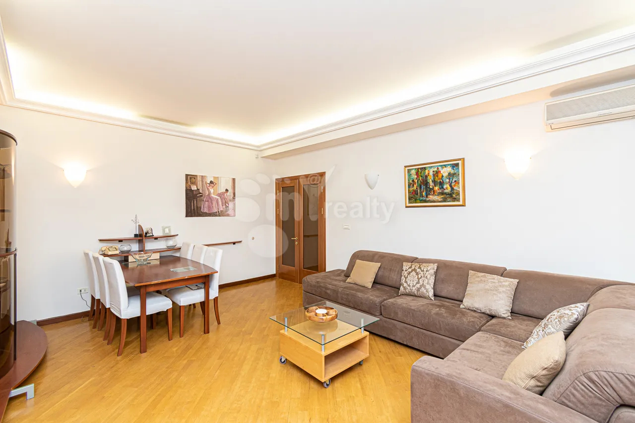 5 bedroom apartment for rent A.Manukyan St, Center Yerevan, 161632