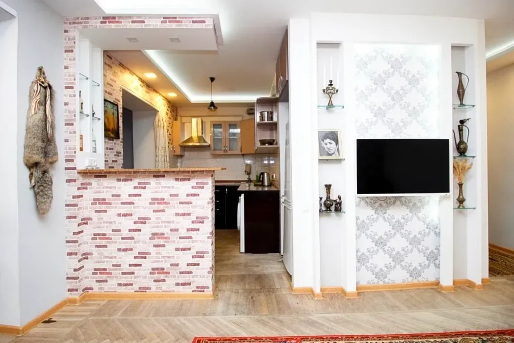 2 bedroom apartment for rent Arshakunyats Ave 1 str, Center Yerevan, 161566