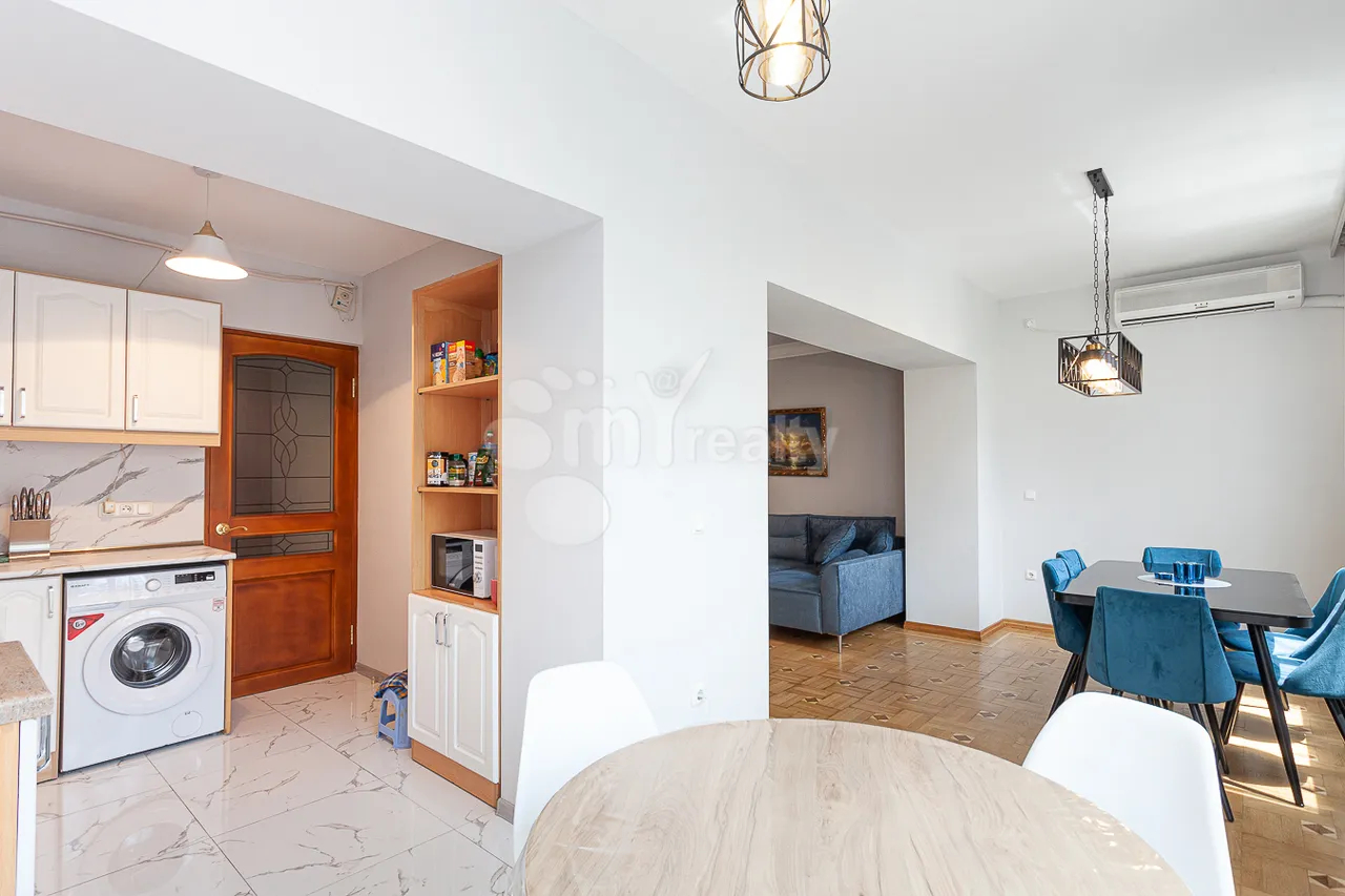 3 bedroom apartment for rent خیابان تومانیان, مرکز شهر ایروان, 161523
