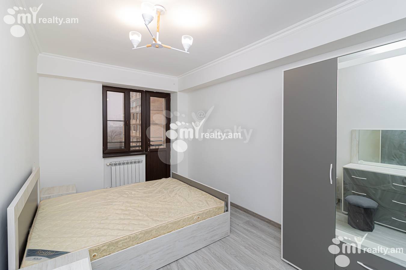 3 սենյականոց բնակարան  Գյուլբենկյան փող, Արաբկիր Երևան, 143235