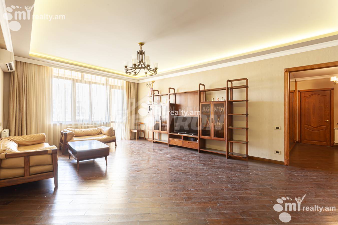 3 bedroom apartment for sale Aram St, Center Yerevan, 156336