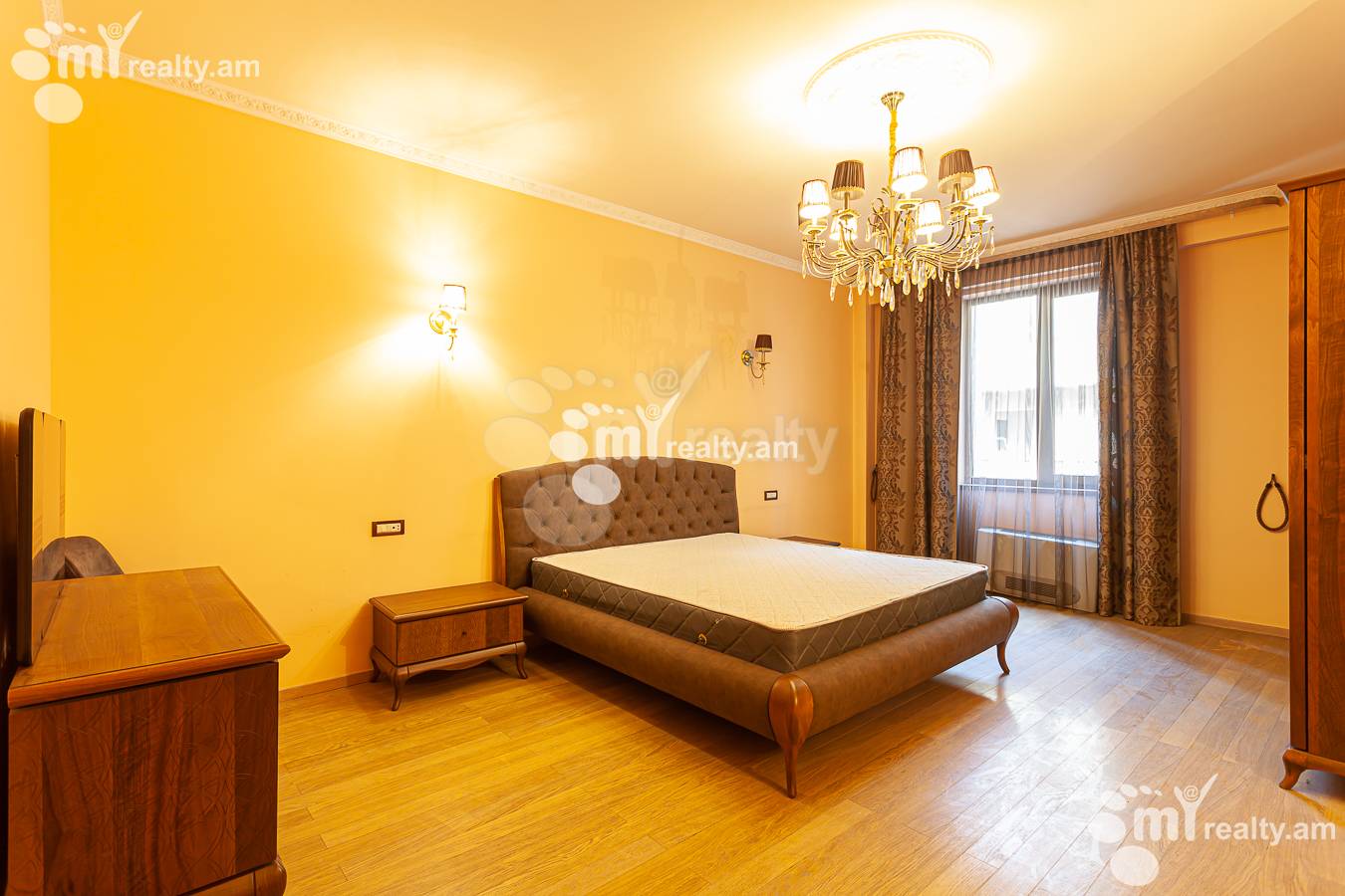 Снять 4 комнатную квартиру Северный пр, Центр Ереван, 149051