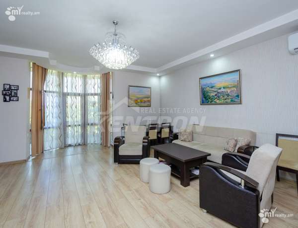 arandznatun-vacharq-Yerevan-Achapnyak