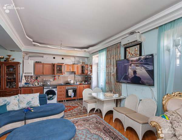 3-senyakanoc-bnakaran-vacharq-Yerevan-Center