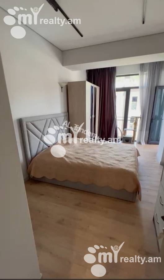 3 bedroom apartment for sale Charents St, Center Yerevan, 136351