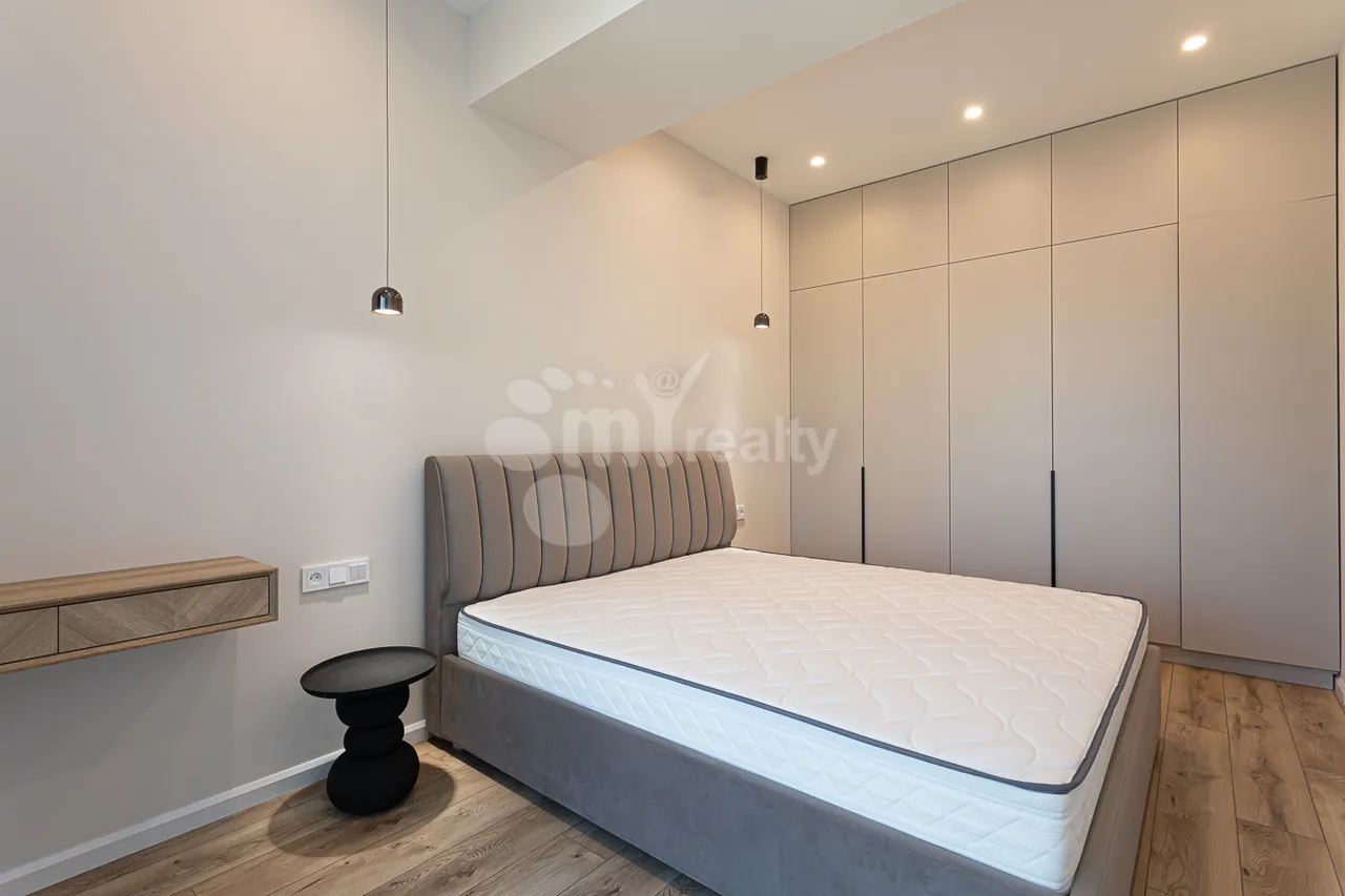 2 սենյականոց բնակարան  Բուզանդի փող, Կենտրոն Երևան, 157953