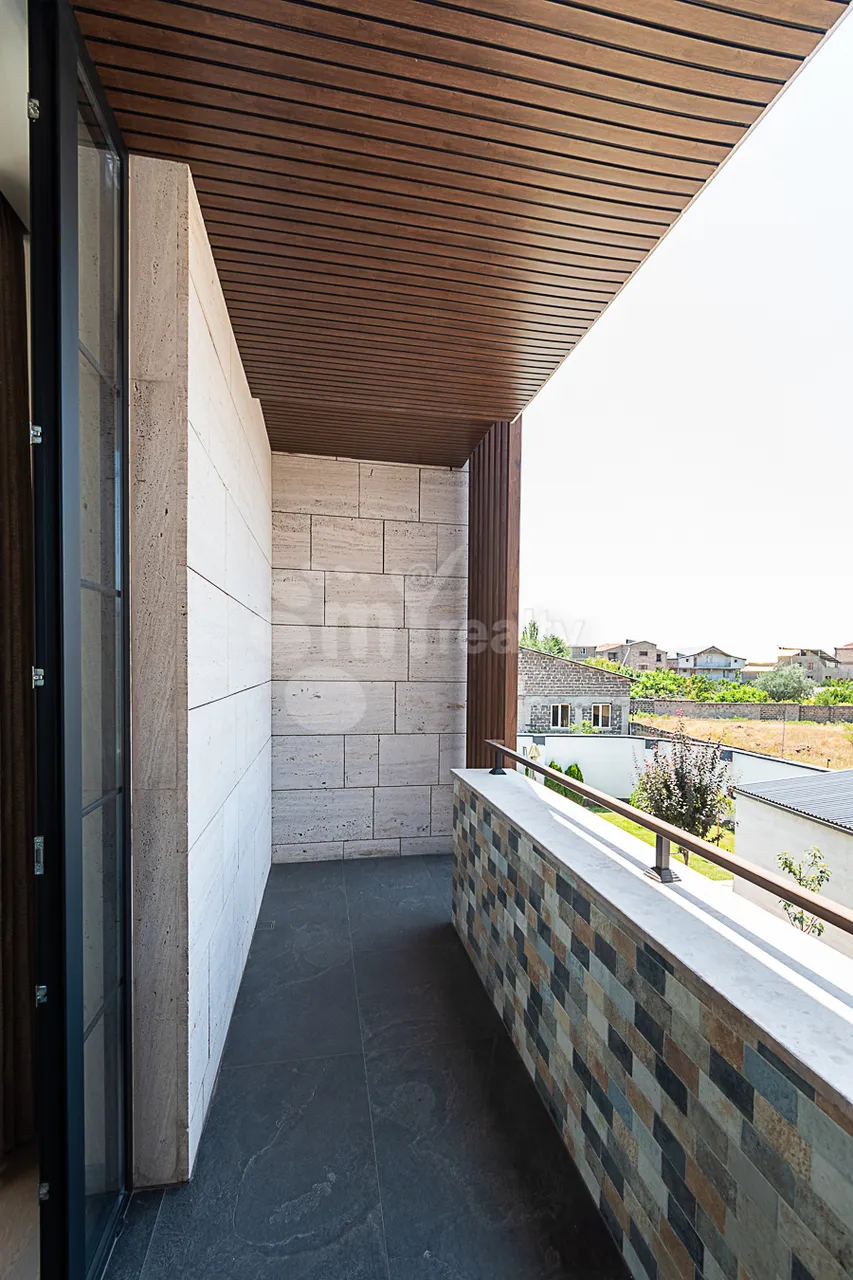 House for sale Noragyugh, Center Yerevan, 161037