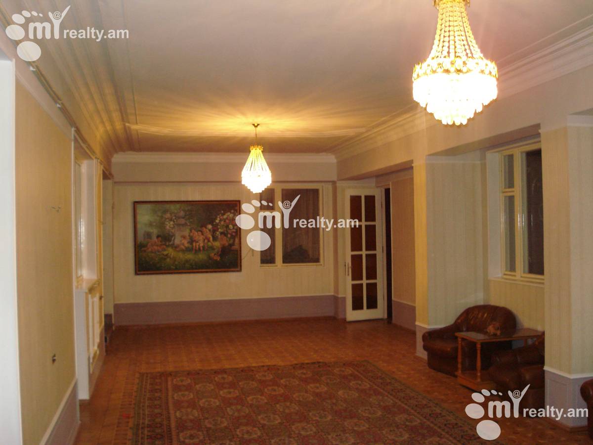 Commercial for sale خیابان کیِفیان کوچه 2, عربگیر ایروان, 155875