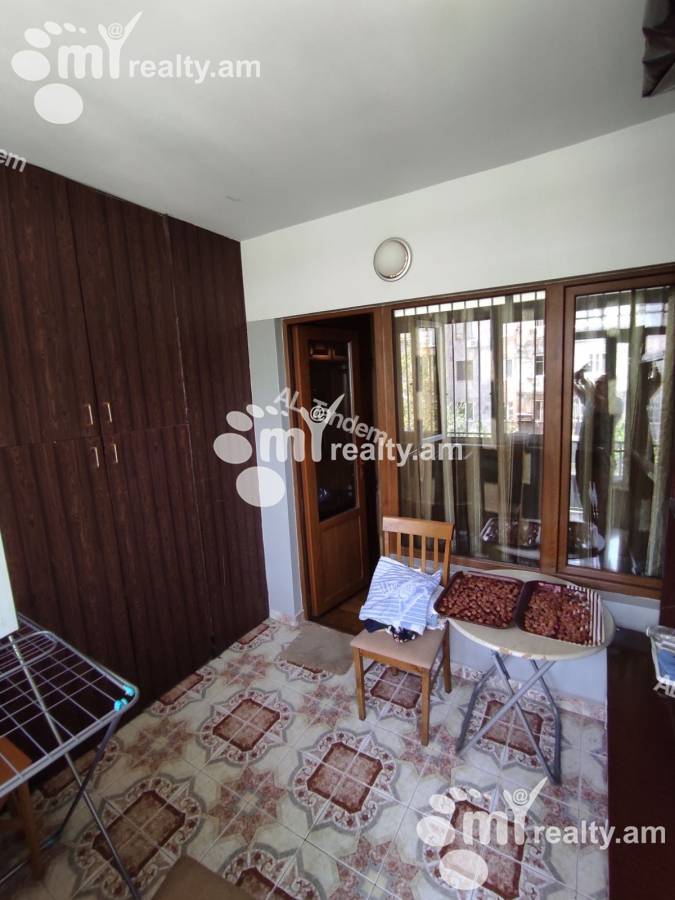 Купить 3 комнатную квартиру Азатутян пр, Арабкир Ереван, 126071