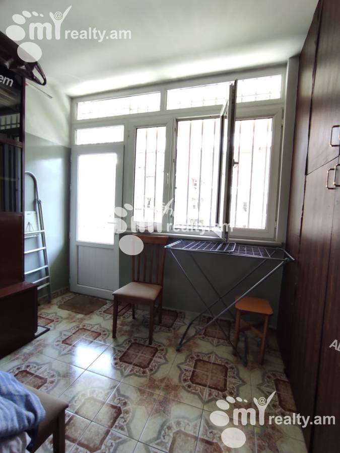 Купить 3 комнатную квартиру Азатутян пр, Арабкир Ереван, 126071