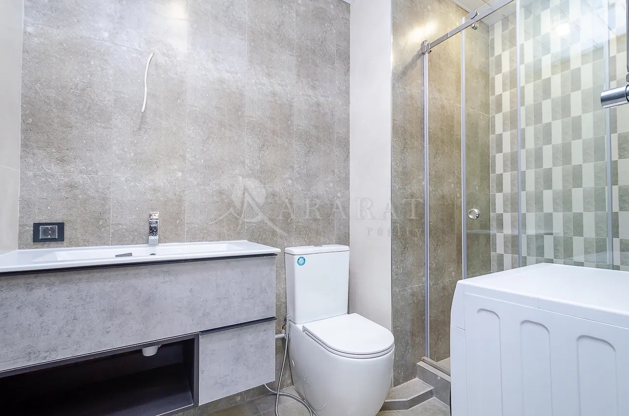 3 սենյականոց բնակարան  Արշակունյաց պող, Կենտրոն Երևան, 158814