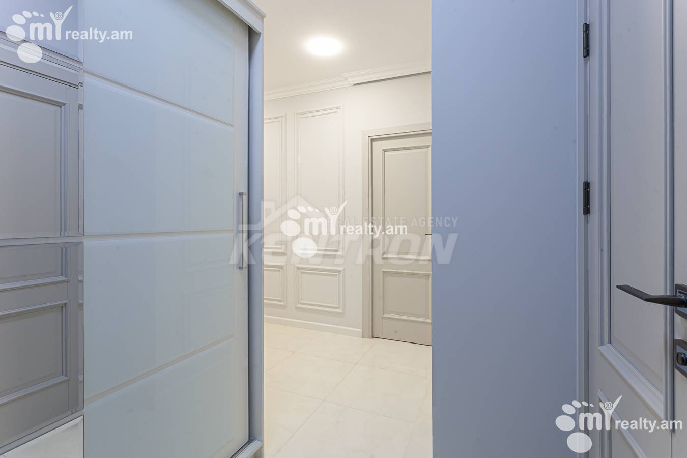 4 սենյականոց բնակարան  Լենինգրադյան փող, Աջափնյակ Երևան, 155470