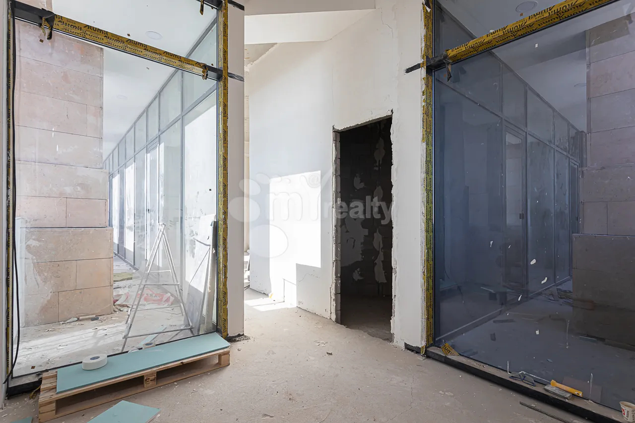 7 bedroom apartment for sale خیابان کومیتاس, عربگیر ایروان, 159055