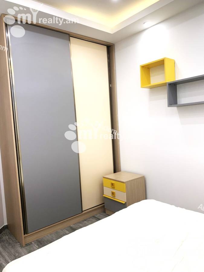 3 bedroom apartment for rent Koghbatsi St, Center Yerevan, 158580