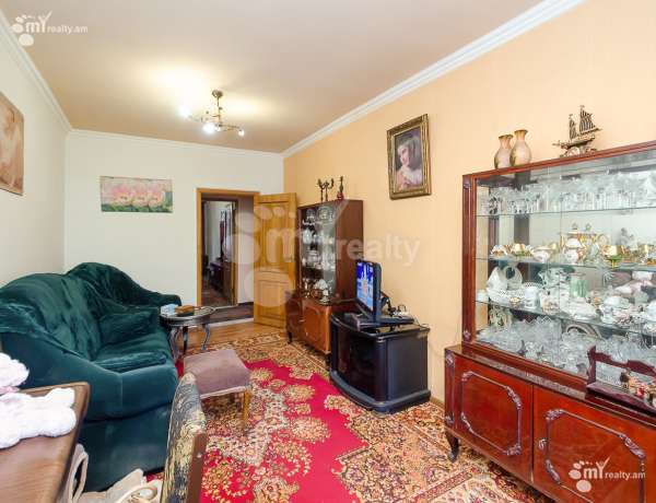 3-senyakanoc-bnakaran-vacharq-Yerevan-Center