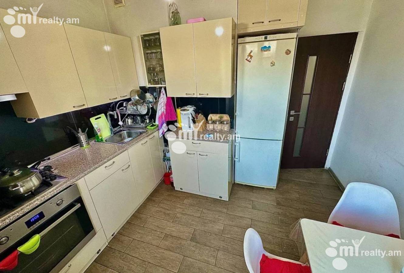 3 bedroom apartment for sale Kristapor St, Center Yerevan, 143507