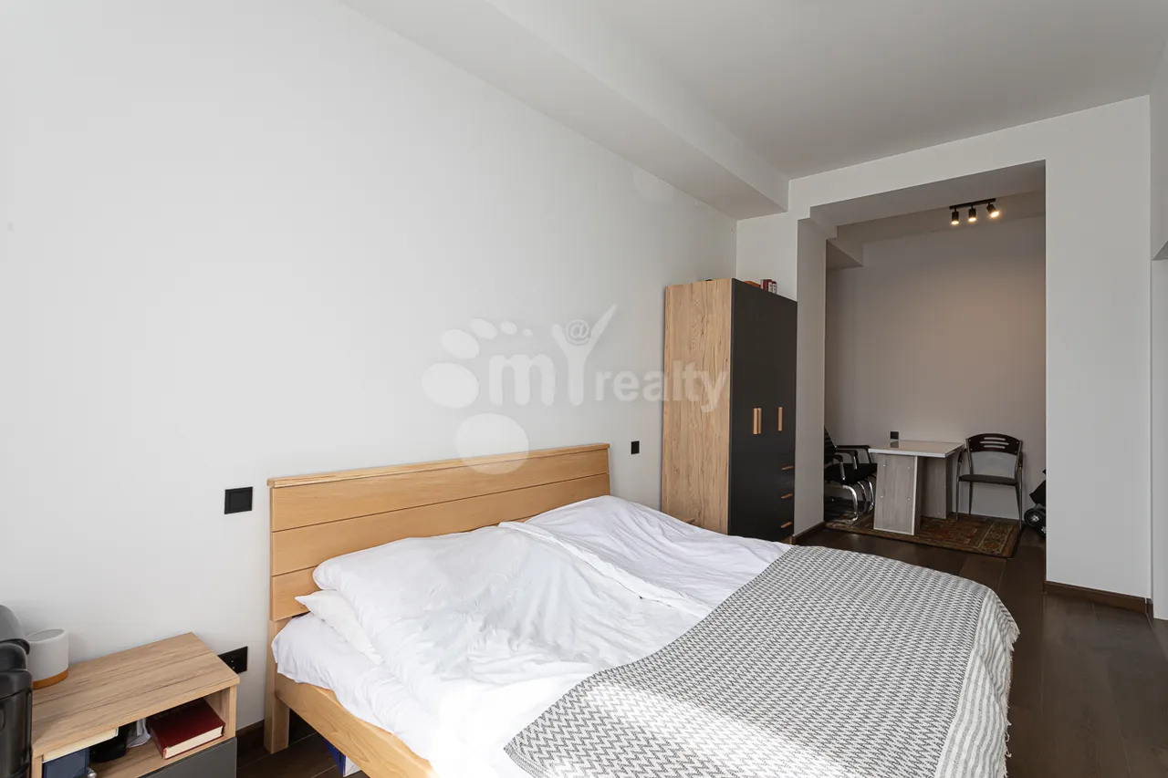 3 bedroom apartment for sale خیابان آدونس, عربگیر ایروان, 159950