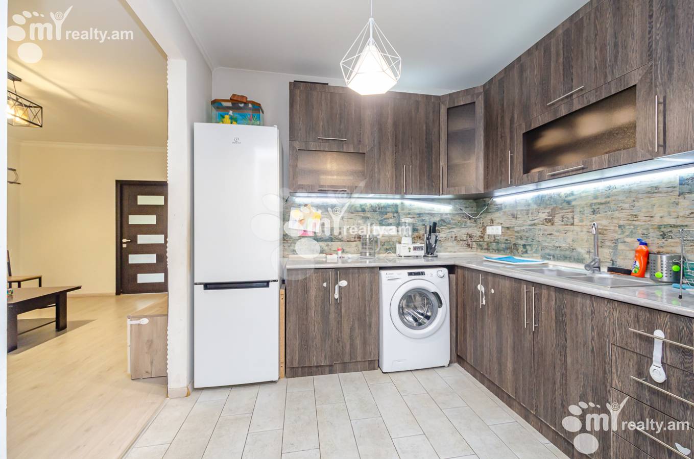 3 bedroom apartment for sale Abovyan St, Center Yerevan, 153451