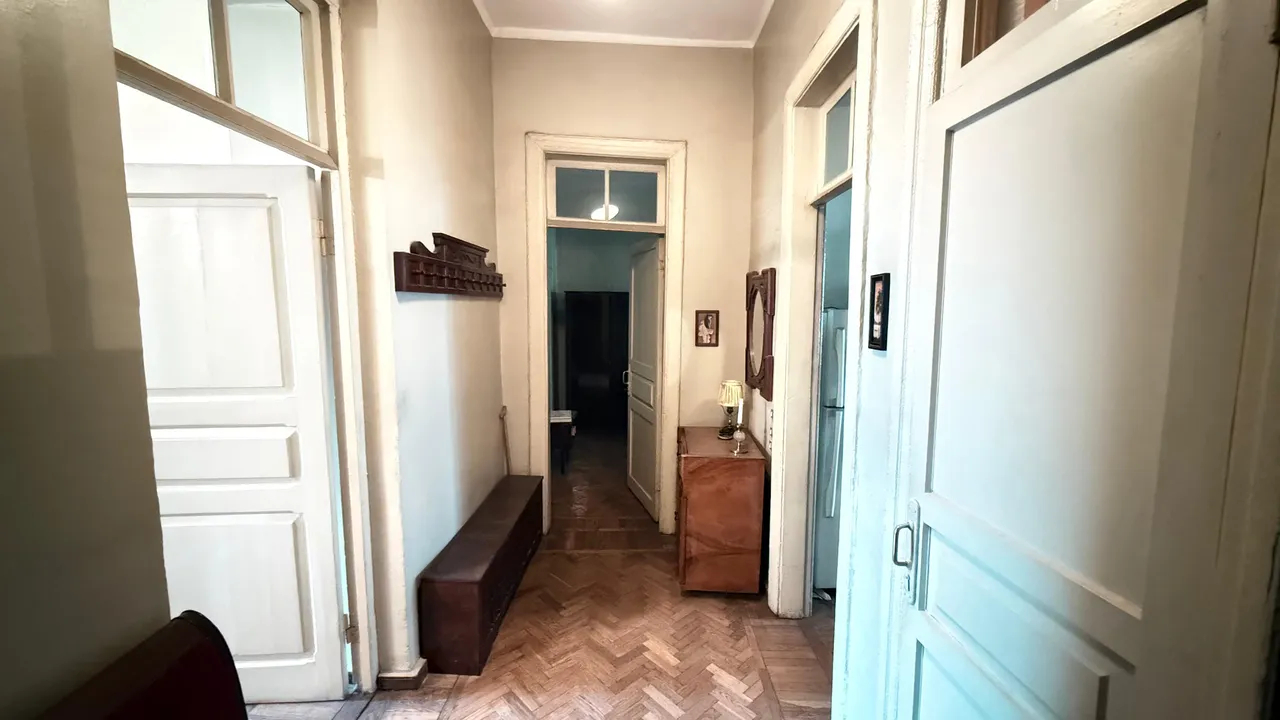 3 bedroom apartment for sale rue d'Abovyan, Center Yerevan, 158995