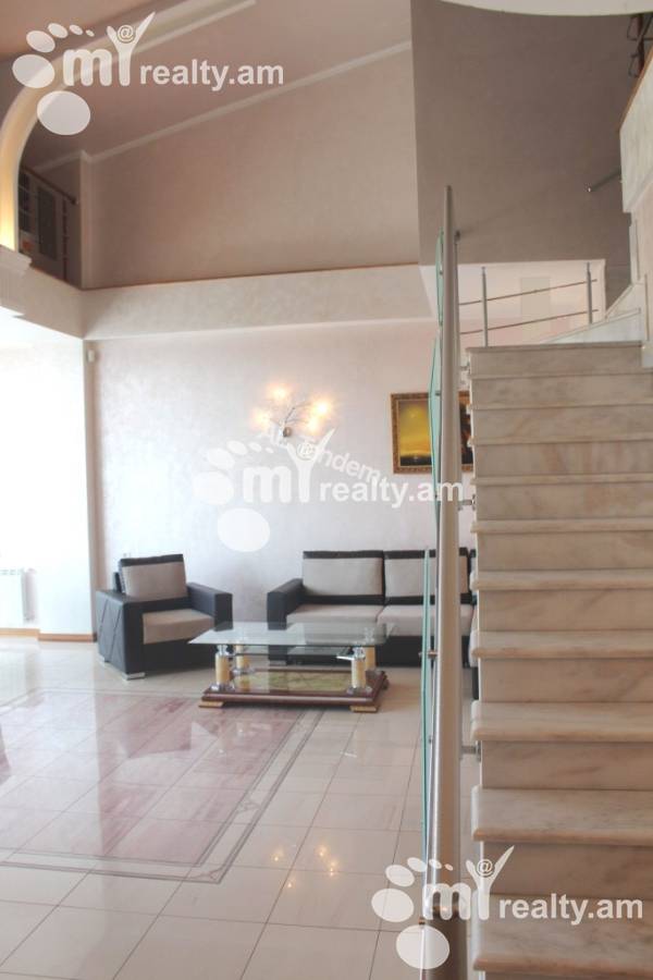 4 bedroom apartment for sale Rostom St, Center Yerevan, 148275