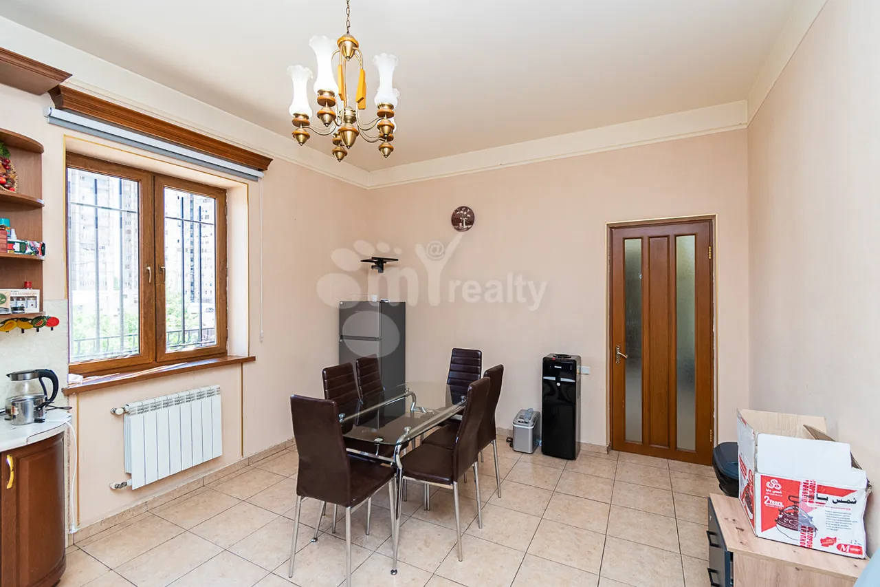 House for sale Melqumov St, Adjapnyak Yerevan, 160638