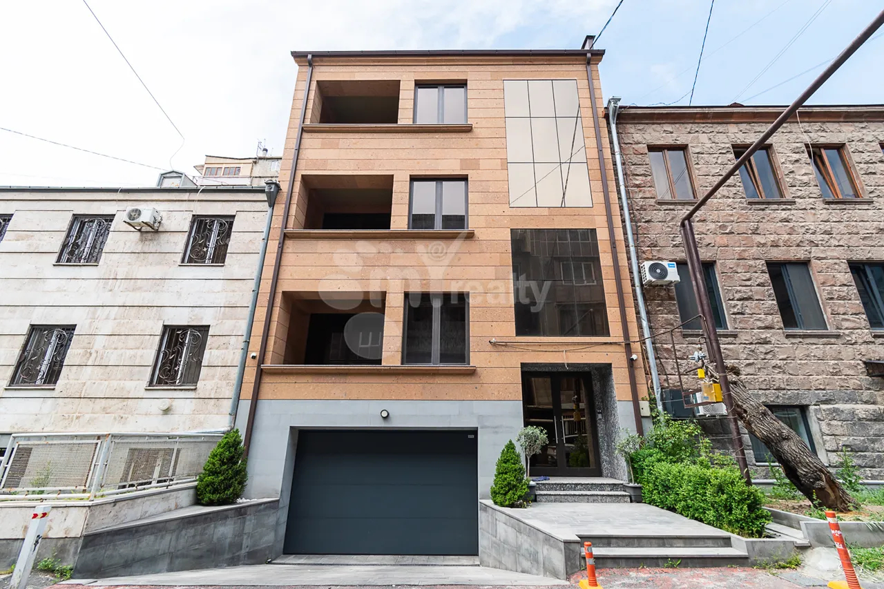 3 bedroom apartment for sale Gulakyan St, Arabkir Yerevan, 160447