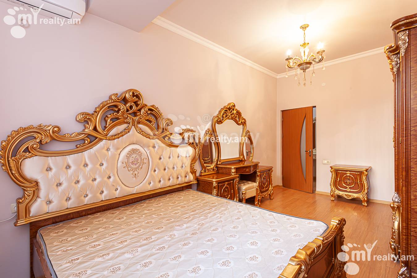 4 bedroom apartment for sale Adonts St, Arabkir Yerevan, 156853
