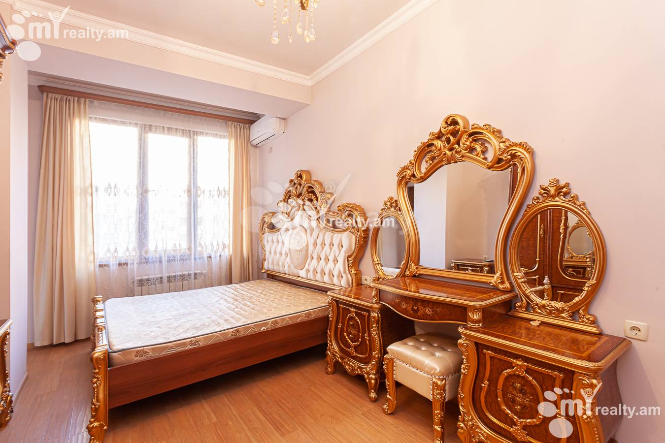 4 bedroom apartment for sale Adonts St, Arabkir Yerevan, 156853