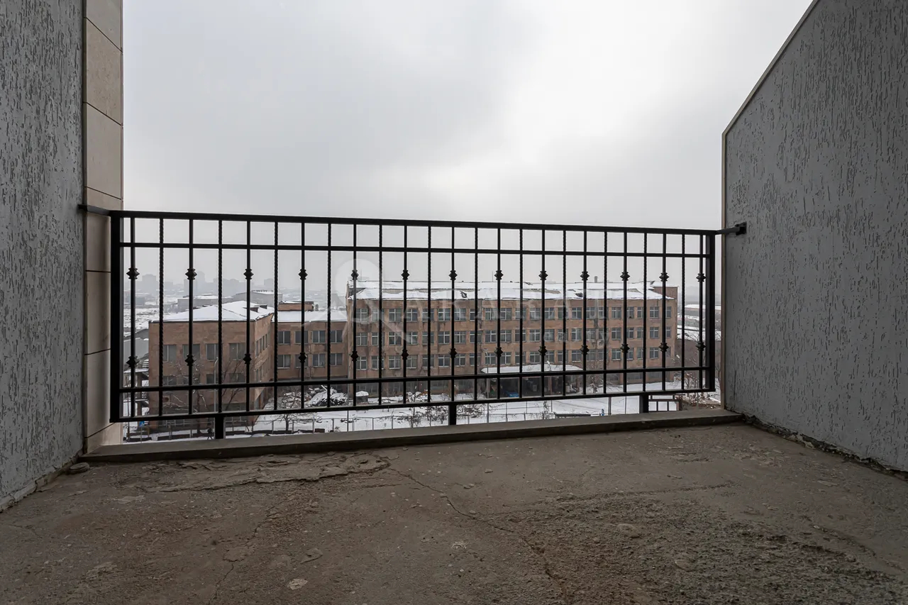 4 սենյականոց բնակարան  Գևորգյան փող․, Դավթաշեն Երևան, 159191