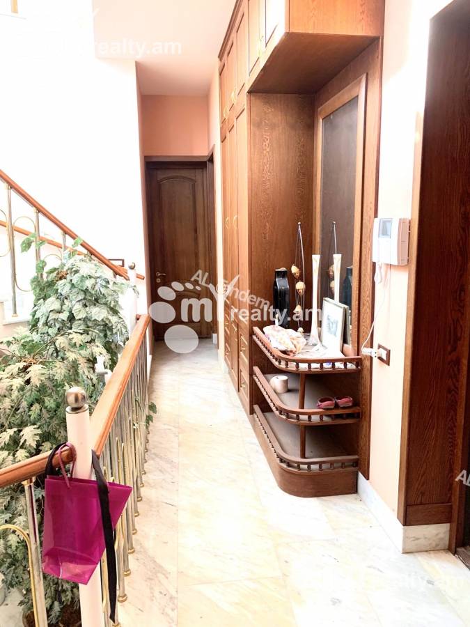 Առանձնատուն  Ձորաղբյուր գյուղ, Ձորաղբյուր Կոտայք, 143469
