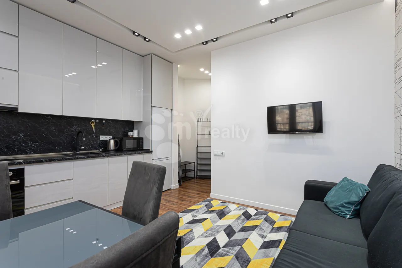 2 bedroom apartment for rent خیابان کومیتاس, عربگیر ایروان, 159448