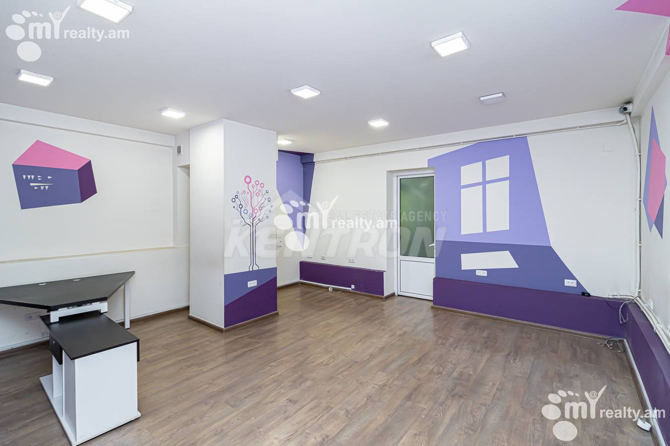 Снять коммерческoе помещение Корюн ул, Центр Ереван, 153681