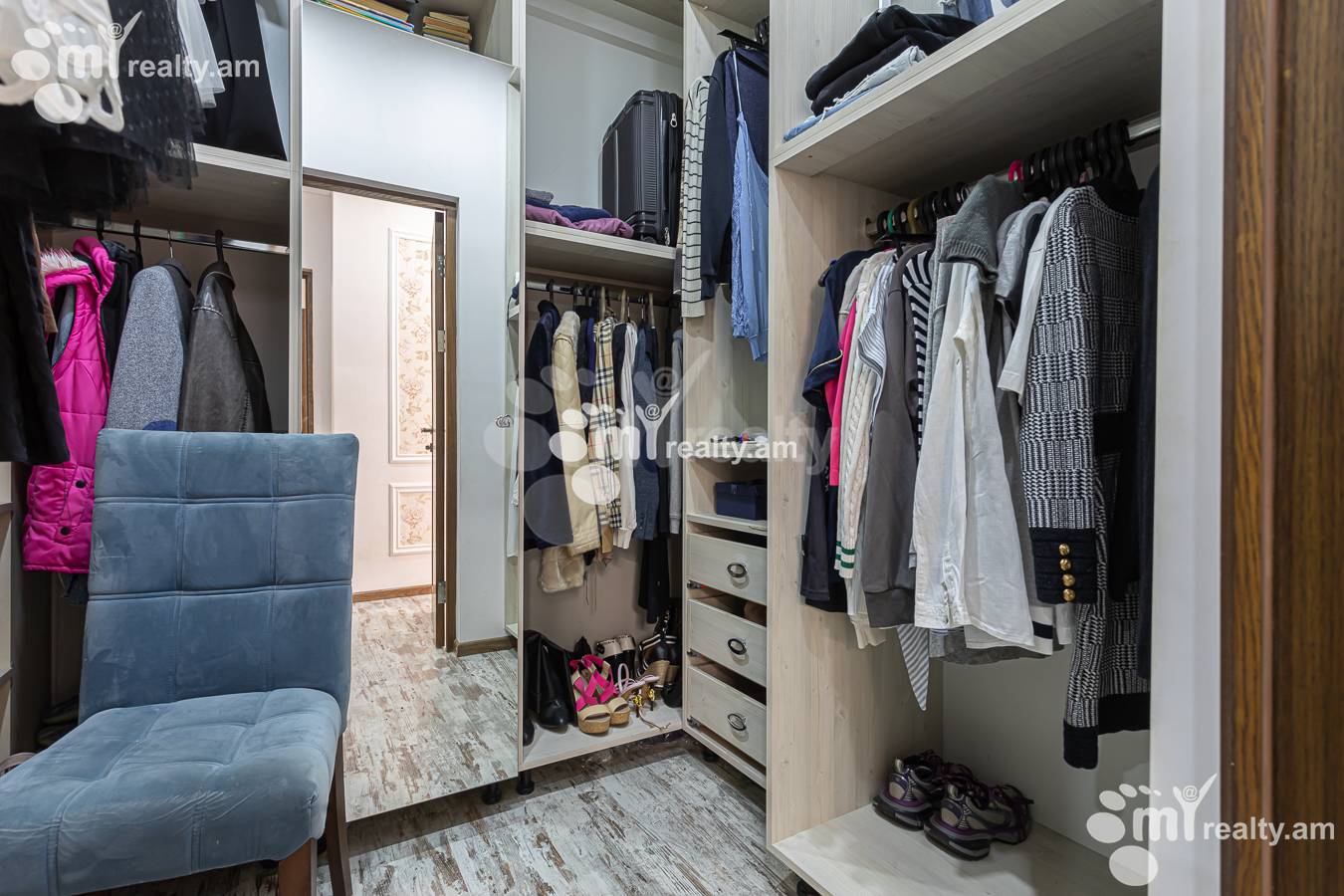 House for sale Lusinyants street, Center Yerevan, 157170