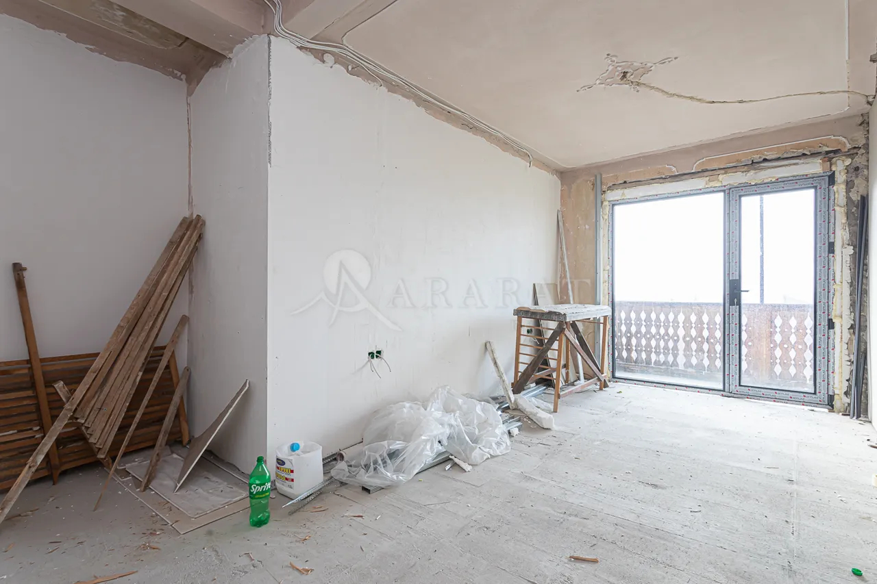 5 bedroom apartment for sale Komitas Ave, Arabkir Yerevan, 158188