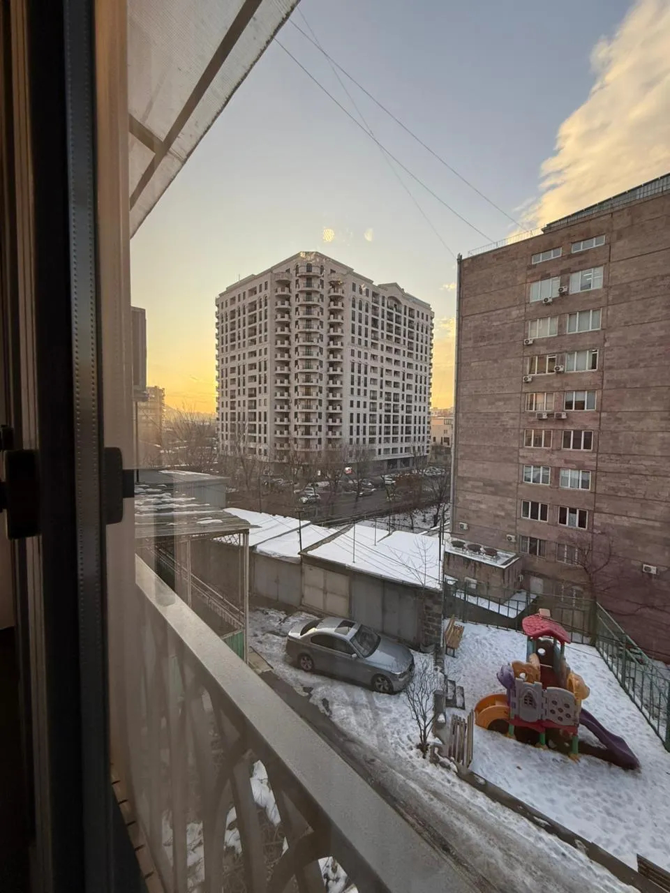 Купить 2 комнатную квартиру Орбели Ехбайрнери ул, Арабкир Ереван, 159153