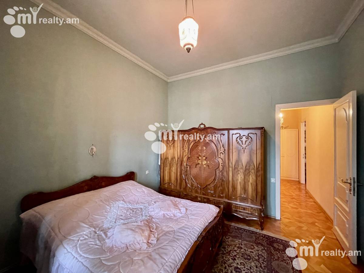 2 bedroom apartment for sale خیابان زاکیان, مرکز شهر ایروان, 130055