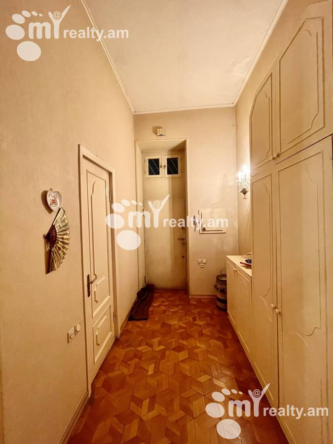 2 bedroom apartment for sale خیابان زاکیان, مرکز شهر ایروان, 130055