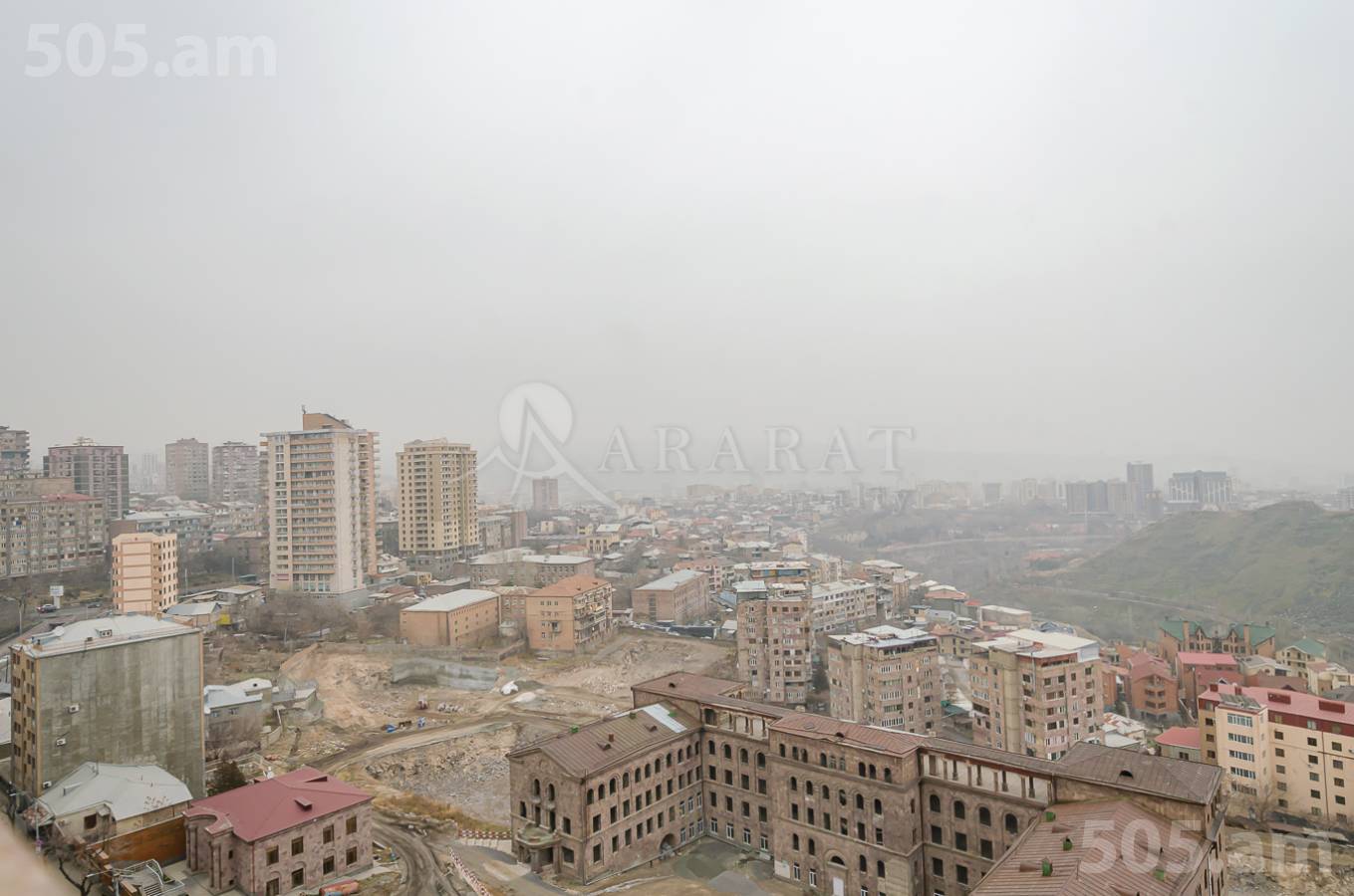 5 սենյականոց բնակարան  Օրբելի Եղբայրների փող, Արաբկիր Երևան, 154291