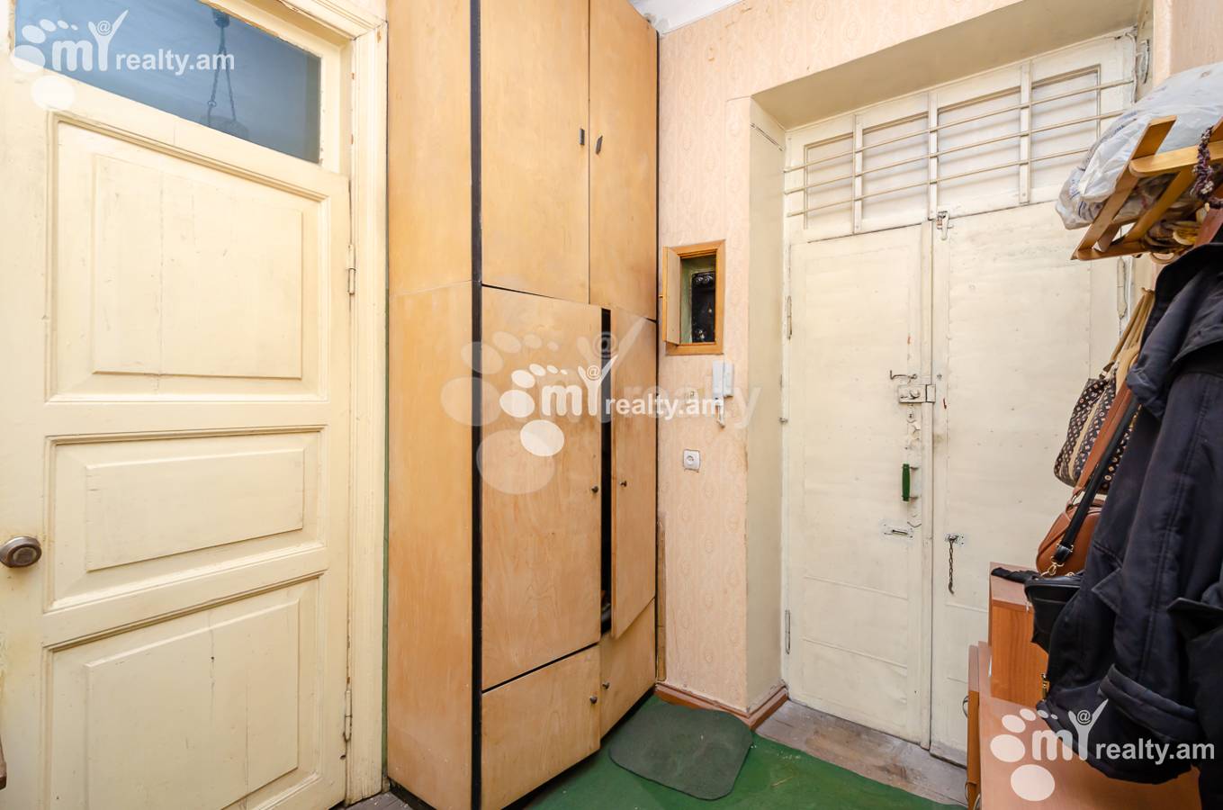 2 bedroom apartment for sale خیابان ماشتوتس, مرکز شهر ایروان, 149039